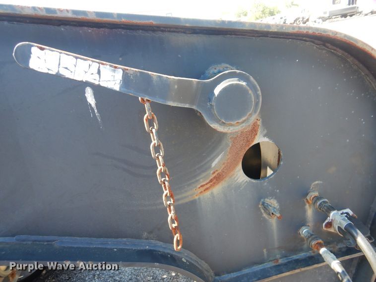 image for item DG8656 2002 Fontaine TA35NGB lowboy equipment trailer