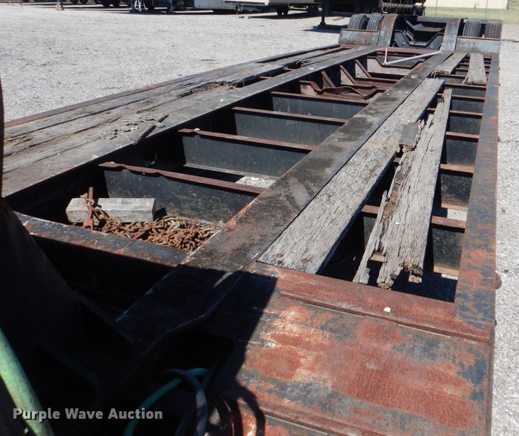 image for item DG8656 2002 Fontaine TA35NGB lowboy equipment trailer