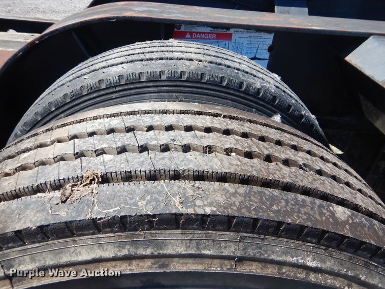 image for item DG8656 2002 Fontaine TA35NGB lowboy equipment trailer