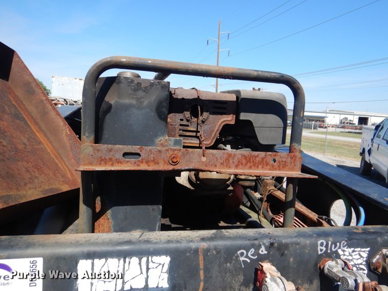 image for item DG8656 2002 Fontaine TA35NGB lowboy equipment trailer