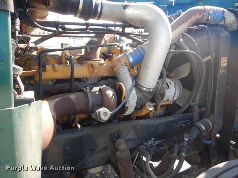 image for item DG8659 2000 Freightliner FLD  semi truck