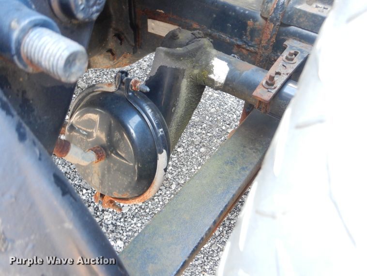 image for item DG8659 2000 Freightliner FLD  semi truck