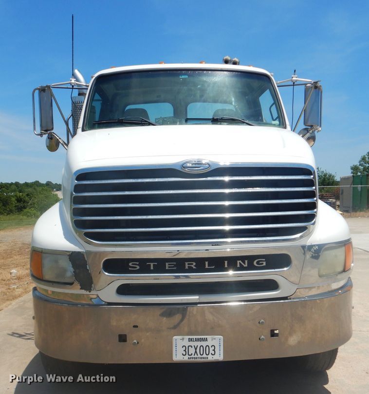 image for item DG8668 2007 Sterling A-Line  semi truck