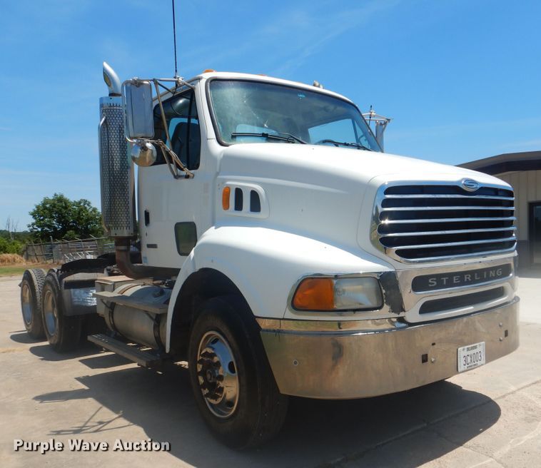 image for item DG8668 2007 Sterling A-Line  semi truck