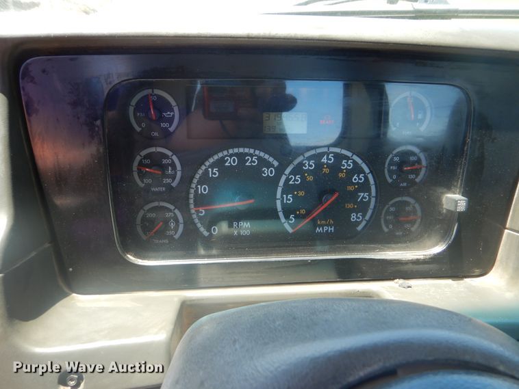 image for item DG8668 2007 Sterling A-Line  semi truck