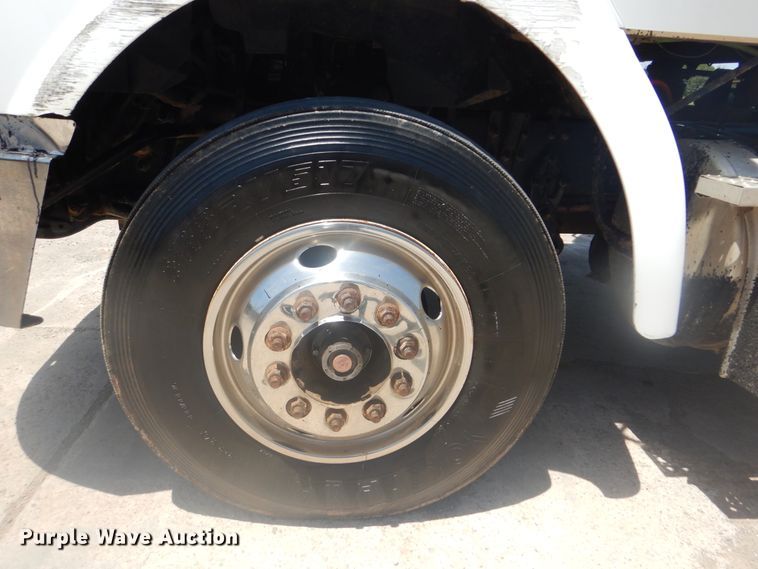 image for item DG8668 2007 Sterling A-Line  semi truck