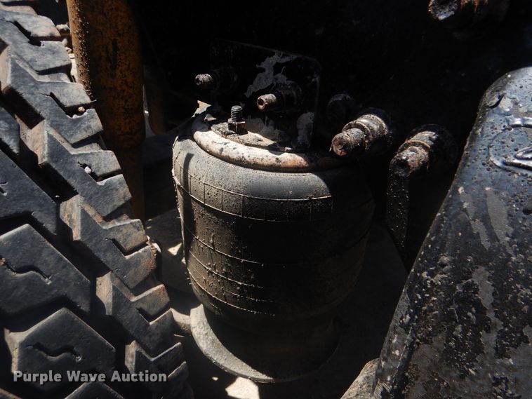 image for item DG8668 2007 Sterling A-Line  semi truck