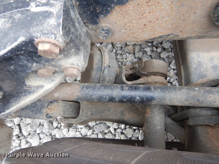 image for item DG8676 2004 Kenworth T600  semi truck