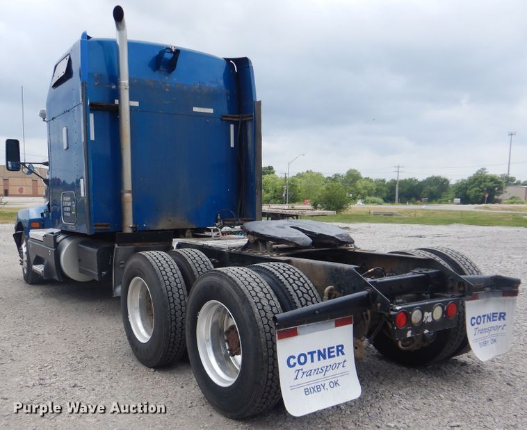 image for item DG8677 2006 Kenworth T600  semi truck