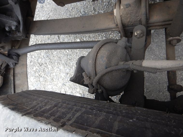 image for item DG8677 2006 Kenworth T600  semi truck