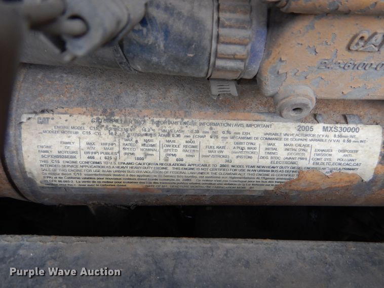 image for item DG8677 2006 Kenworth T600  semi truck