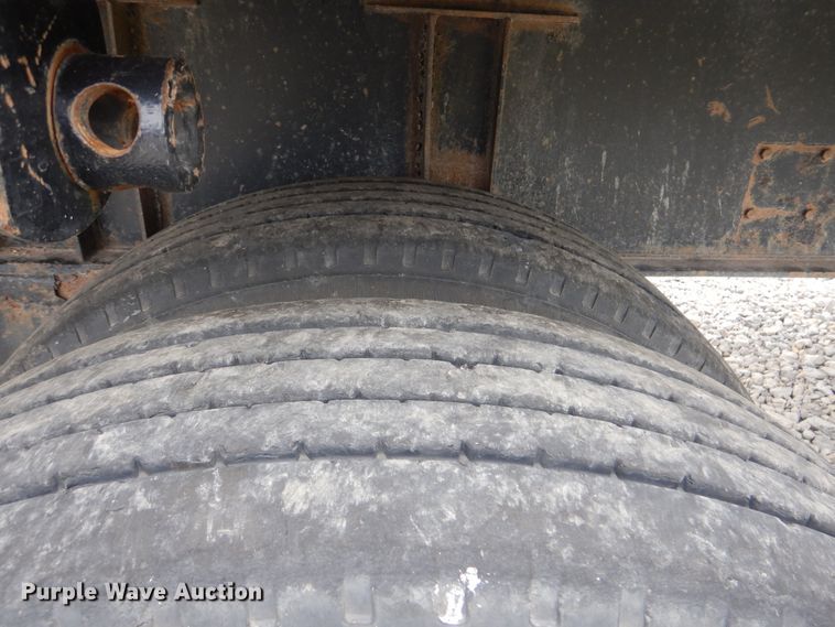 image for item DG8678 2000 Wilson CF900 flatbed trailer