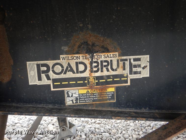 image for item DG8678 2000 Wilson CF900 flatbed trailer