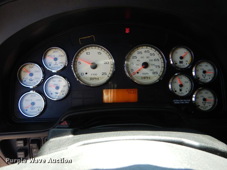 image for item DG8740 2014 International ProStar  semi truck