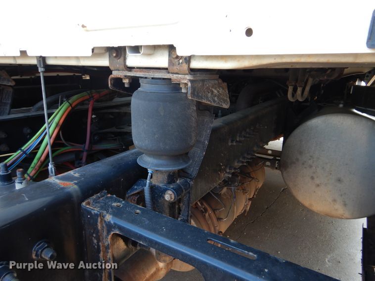 image for item DG8740 2014 International ProStar  semi truck