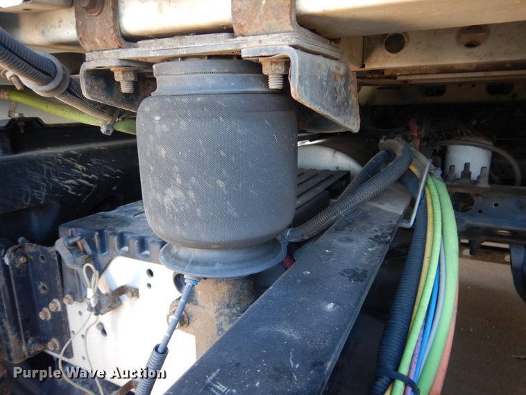 image for item DG8740 2014 International ProStar  semi truck