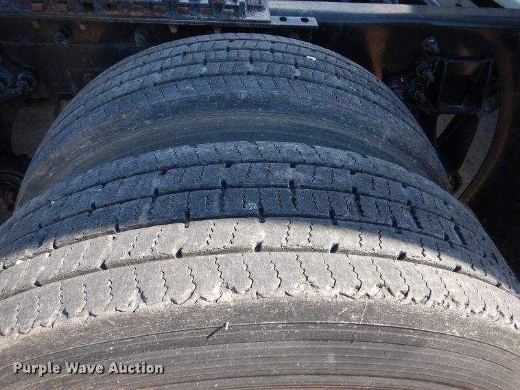 image for item DG8740 2014 International ProStar  semi truck