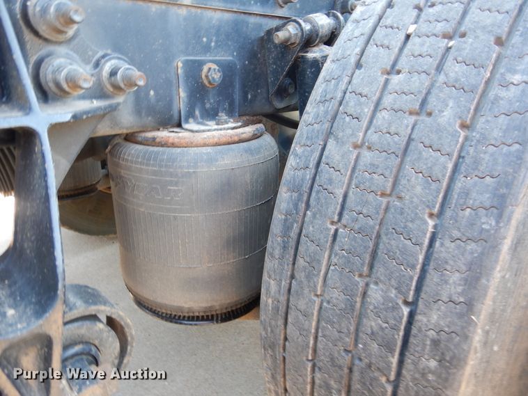 image for item DG8740 2014 International ProStar  semi truck