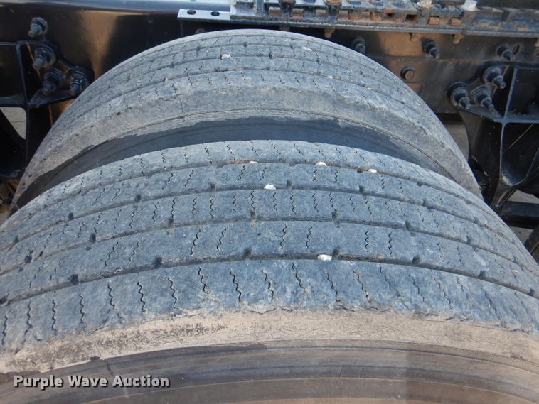 image for item DG8740 2014 International ProStar  semi truck