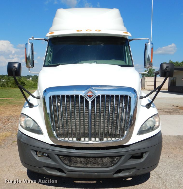 image for item DG8741 2014 International ProStar  semi truck