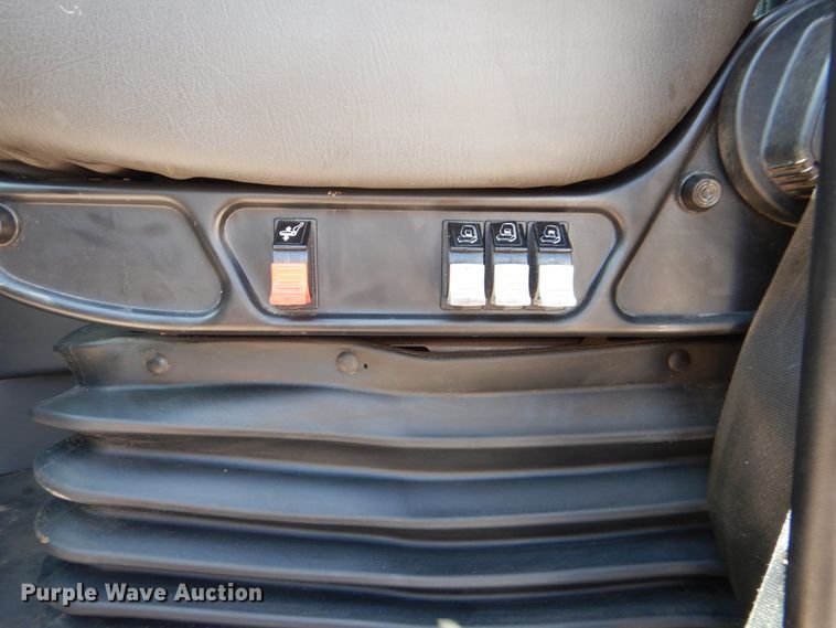 image for item DG8741 2014 International ProStar  semi truck