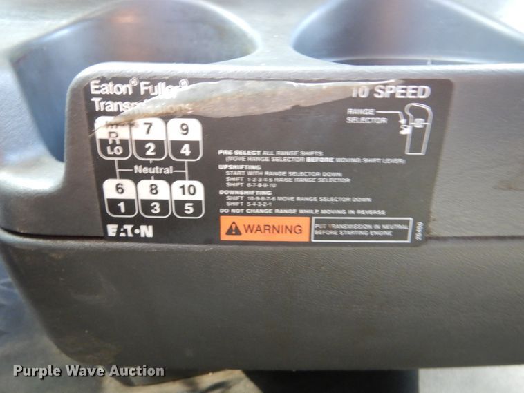 image for item DG8741 2014 International ProStar  semi truck