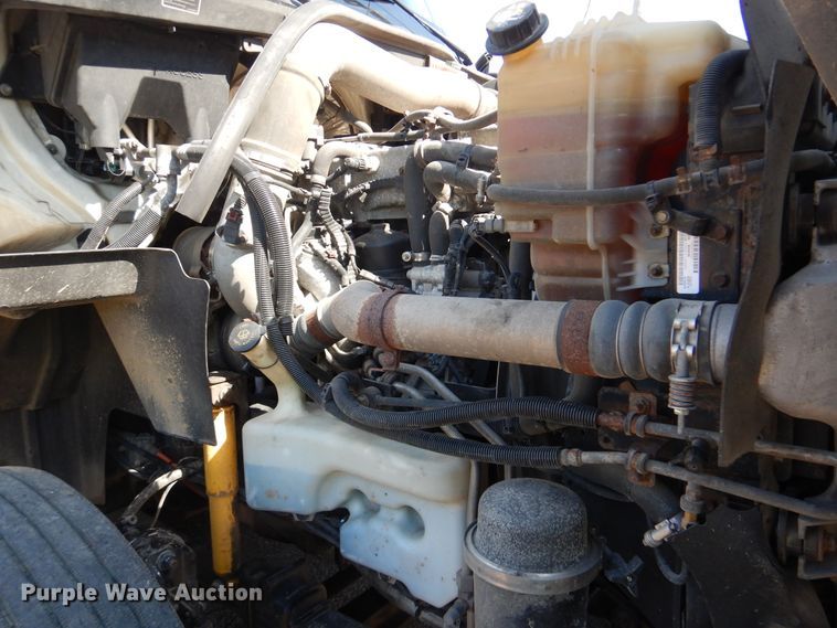 image for item DG8741 2014 International ProStar  semi truck