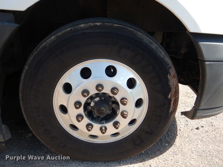 image for item DG8741 2014 International ProStar  semi truck