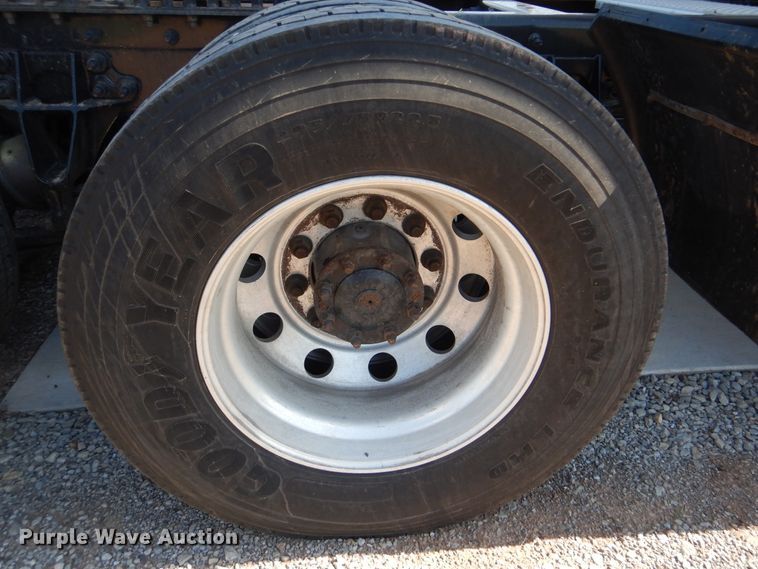 image for item DG8741 2014 International ProStar  semi truck