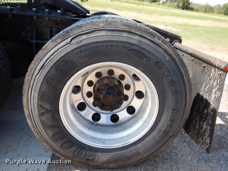 image for item DG8741 2014 International ProStar  semi truck