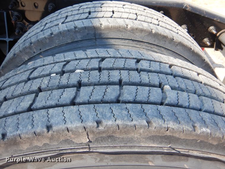 image for item DG8741 2014 International ProStar  semi truck