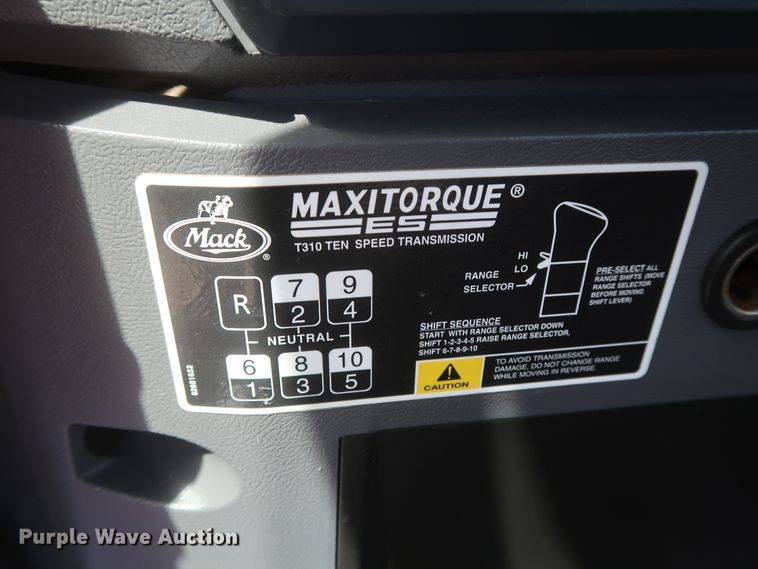 image for item DH0931 2012 Mack GU713  semi truck