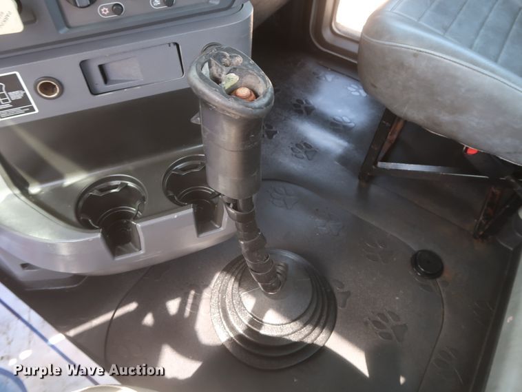 image for item DH0931 2012 Mack GU713  semi truck