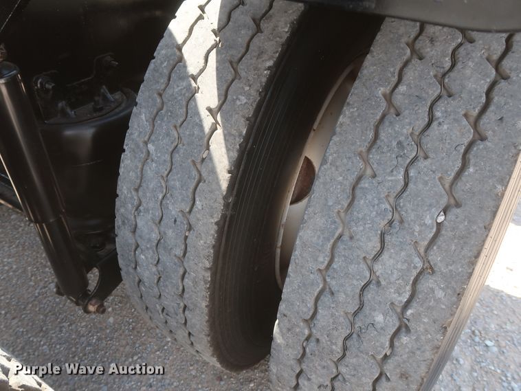 image for item DH0931 2012 Mack GU713  semi truck