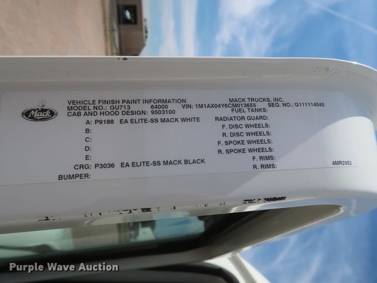 image for item DH0931 2012 Mack GU713  semi truck