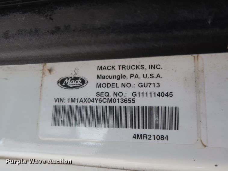 image for item DH0931 2012 Mack GU713  semi truck
