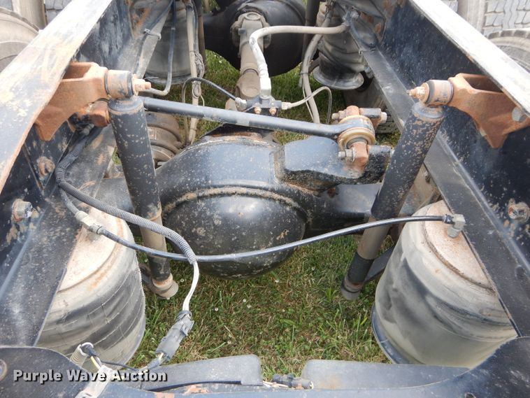 image for item DH4467 2003 Mack CH613  semi truck