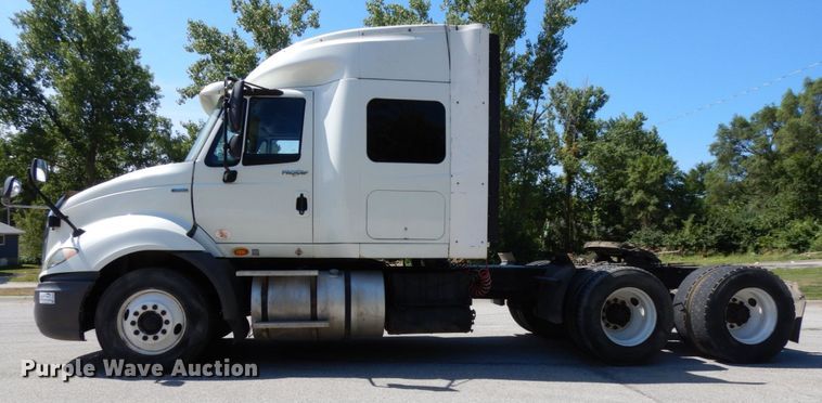 image for item DH6504 2010 International ProStar  semi truck