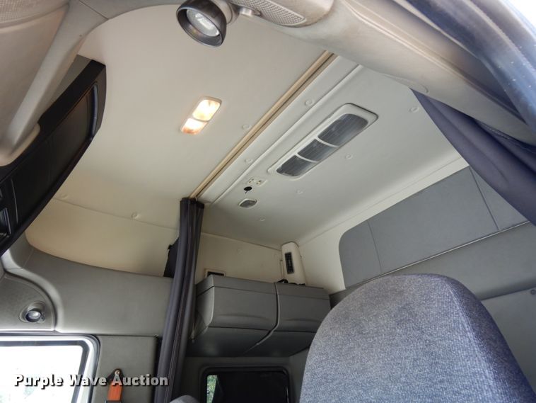 image for item DH6504 2010 International ProStar  semi truck