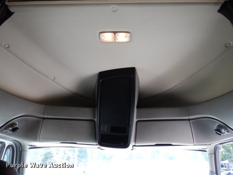 image for item DH6504 2010 International ProStar  semi truck