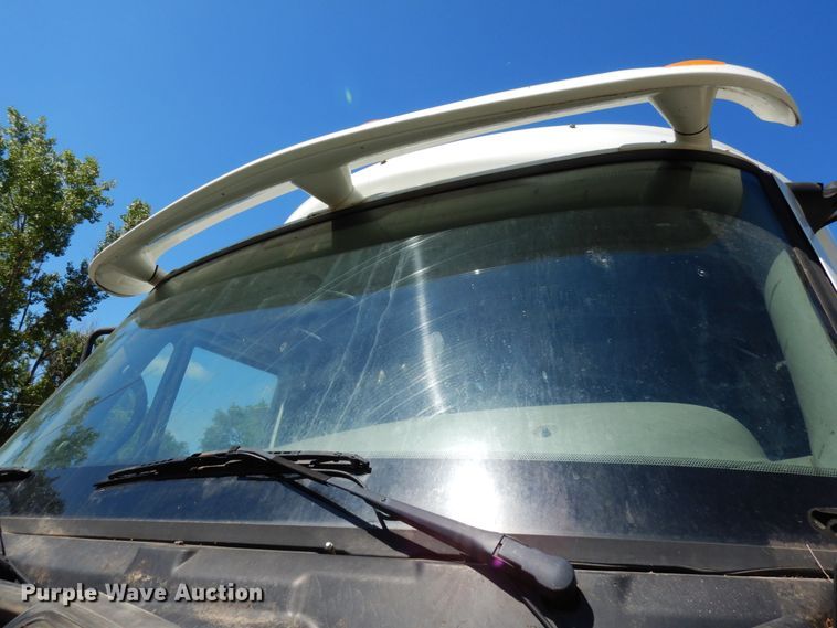 image for item DH6504 2010 International ProStar  semi truck