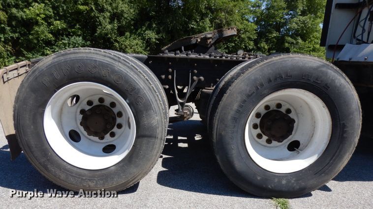 image for item DH6504 2010 International ProStar  semi truck