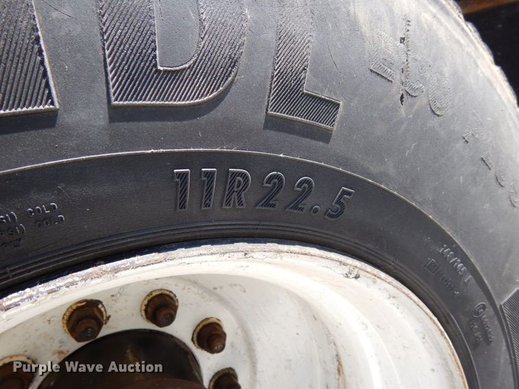 image for item DH6504 2010 International ProStar  semi truck