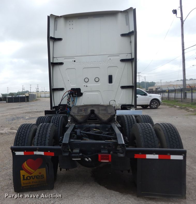image for item DI5273 2013 International ProStar  semi truck