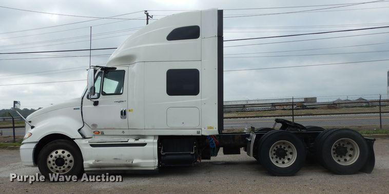 image for item DI5273 2013 International ProStar  semi truck