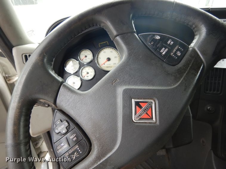 image for item DI5273 2013 International ProStar  semi truck