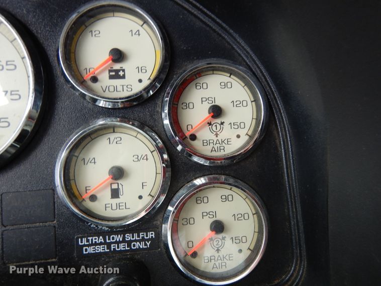 image for item DI5273 2013 International ProStar  semi truck