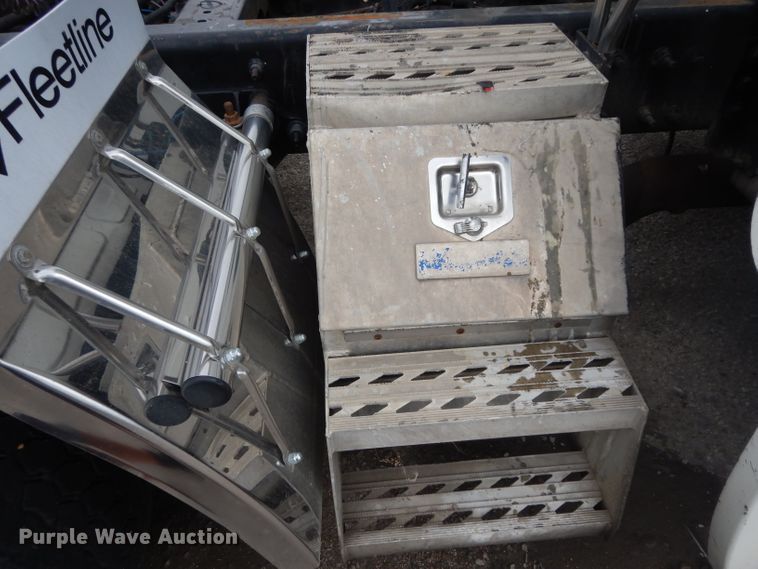 image for item DI5273 2013 International ProStar  semi truck