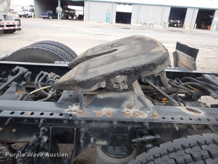 image for item DI5273 2013 International ProStar  semi truck