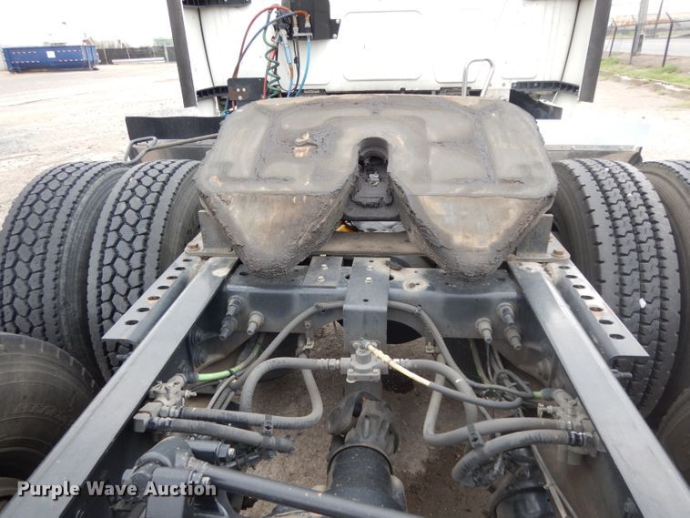 image for item DI5273 2013 International ProStar  semi truck